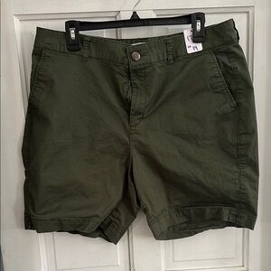 Old Navy Green Bermuda Shorts Casual Cotton Blend
